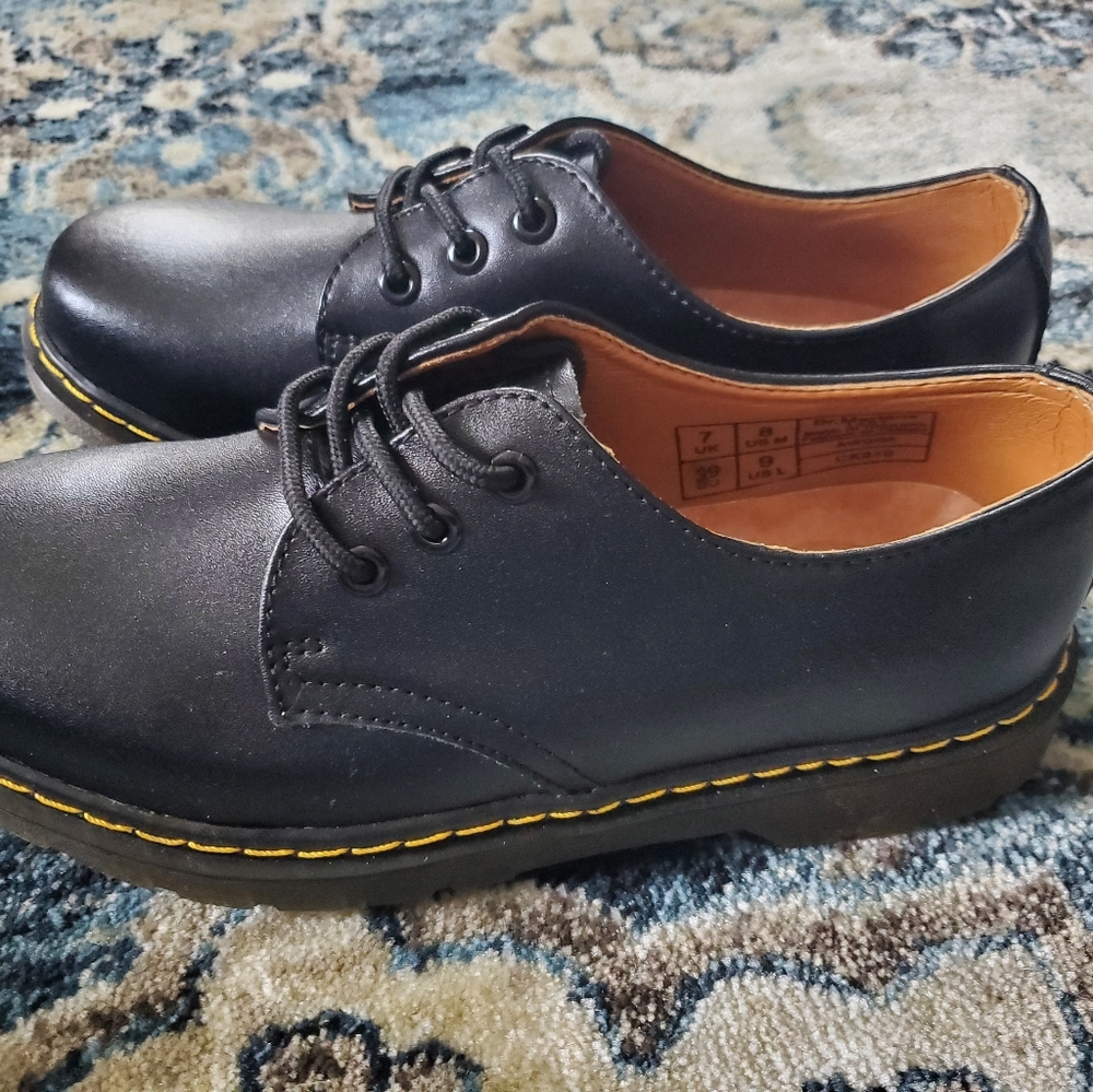 Dr Marten